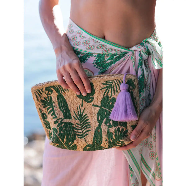 Resort Zip Pouch in Green